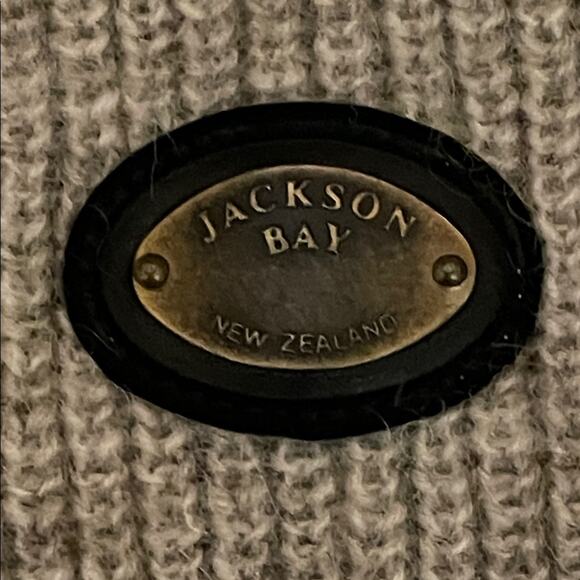 Made in New Zealand Jackson and Bay Wool Tweed Gray Sweater. L - Picture 4 of 6
